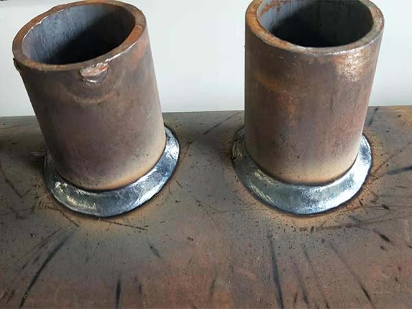自動(dòng)焊接機(jī)器人如何減少工件變形？