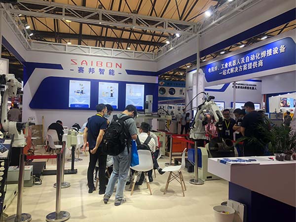 機器人焊接變位機生產(chǎn)廠家提供免費的技術(shù)培訓(xùn) 機器人焊接變位機生產(chǎn)廠家提供免費的技術(shù)培訓(xùn)