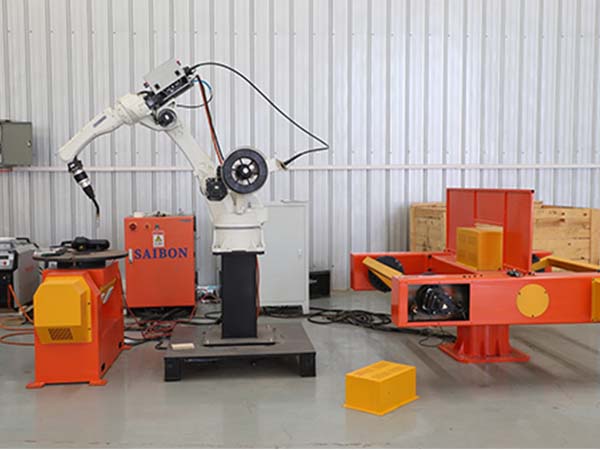 全自動焊接機(jī)器人降低企業(yè)的運(yùn)行成本 全自動焊接機(jī)器人降低企業(yè)的運(yùn)行成本